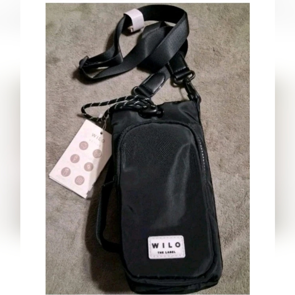 Wilo The Label Water Bottle Hydration Bag Black Cell Phone/Keys Pocket $58 NWT